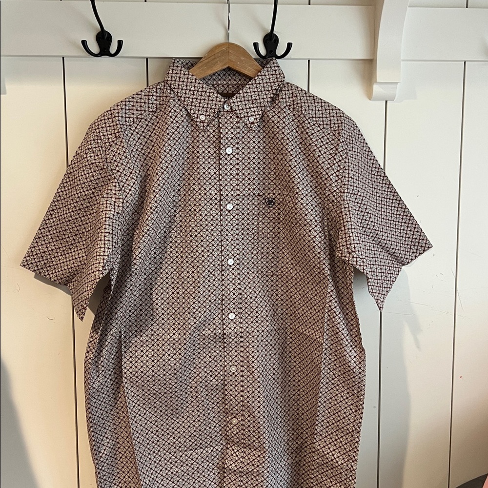 Ariat Short Sleeve Button-Down Carmelo brown  Print size medium